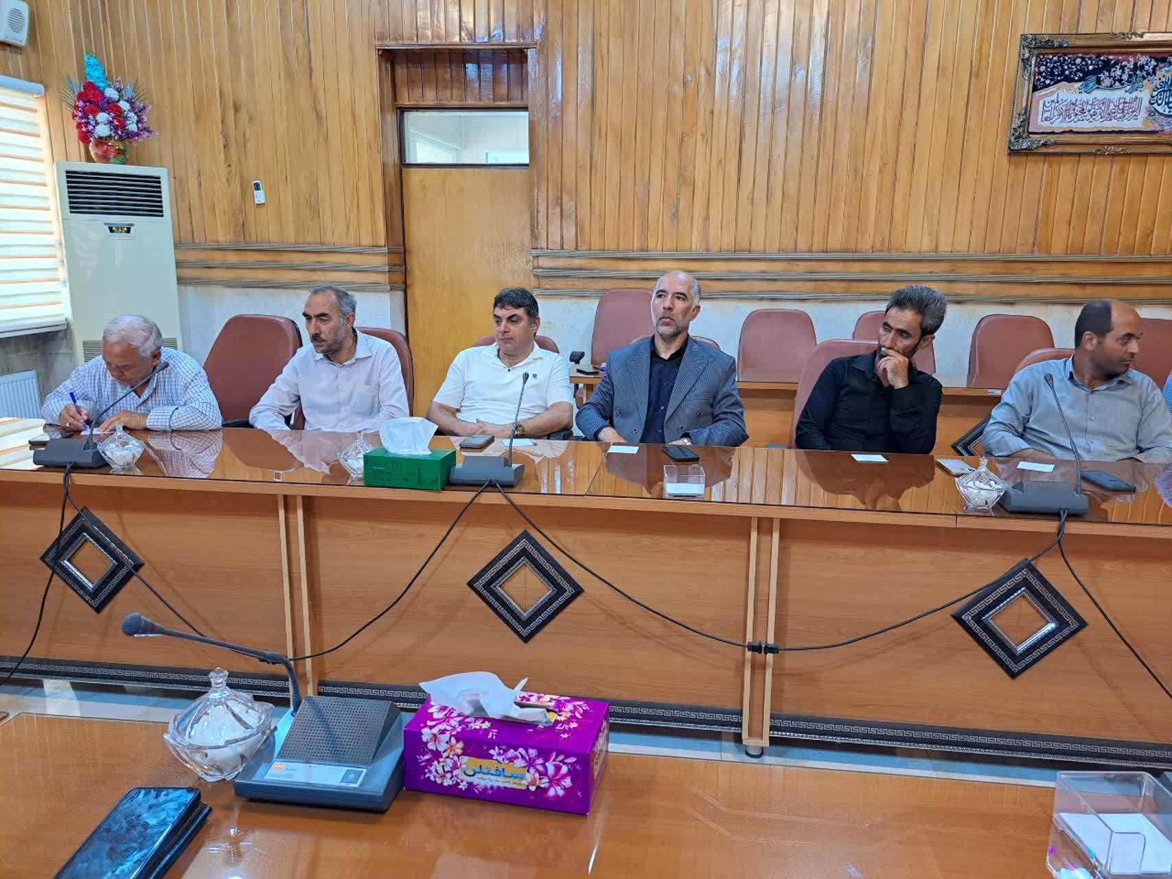 نشست فرماندار پلدشت با مسئولان و مداحان هیئتهای مذهبی شهرستان برگزار شد