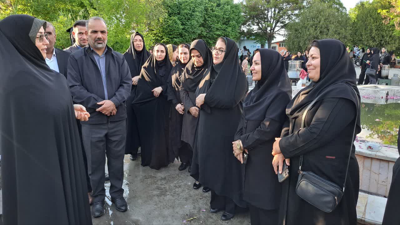هدف از برگزاری این نمایشگاه ایجاد نشاط اجتماعی و حمایت از فعالان حوزه مشاغل خرد و خانگی است