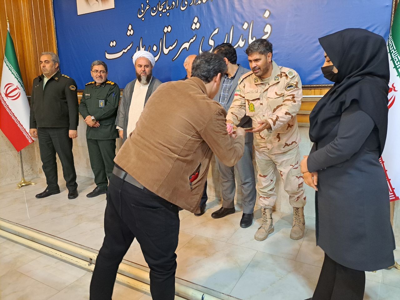 آیین تجلیل از پرستاران برگزیده شهرستان پلدشت برگزار شد