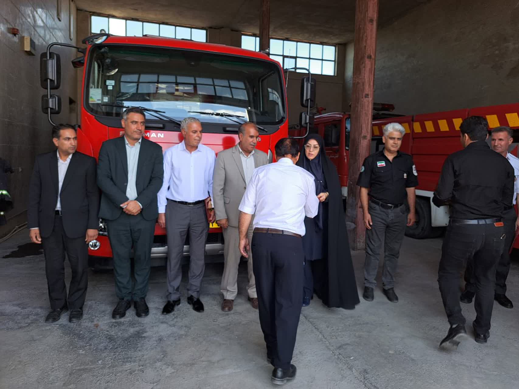 تقدیر فرماندار پلدشت از زحمات آتشنشانان در روز ملی آتشنشانی و ایمنی