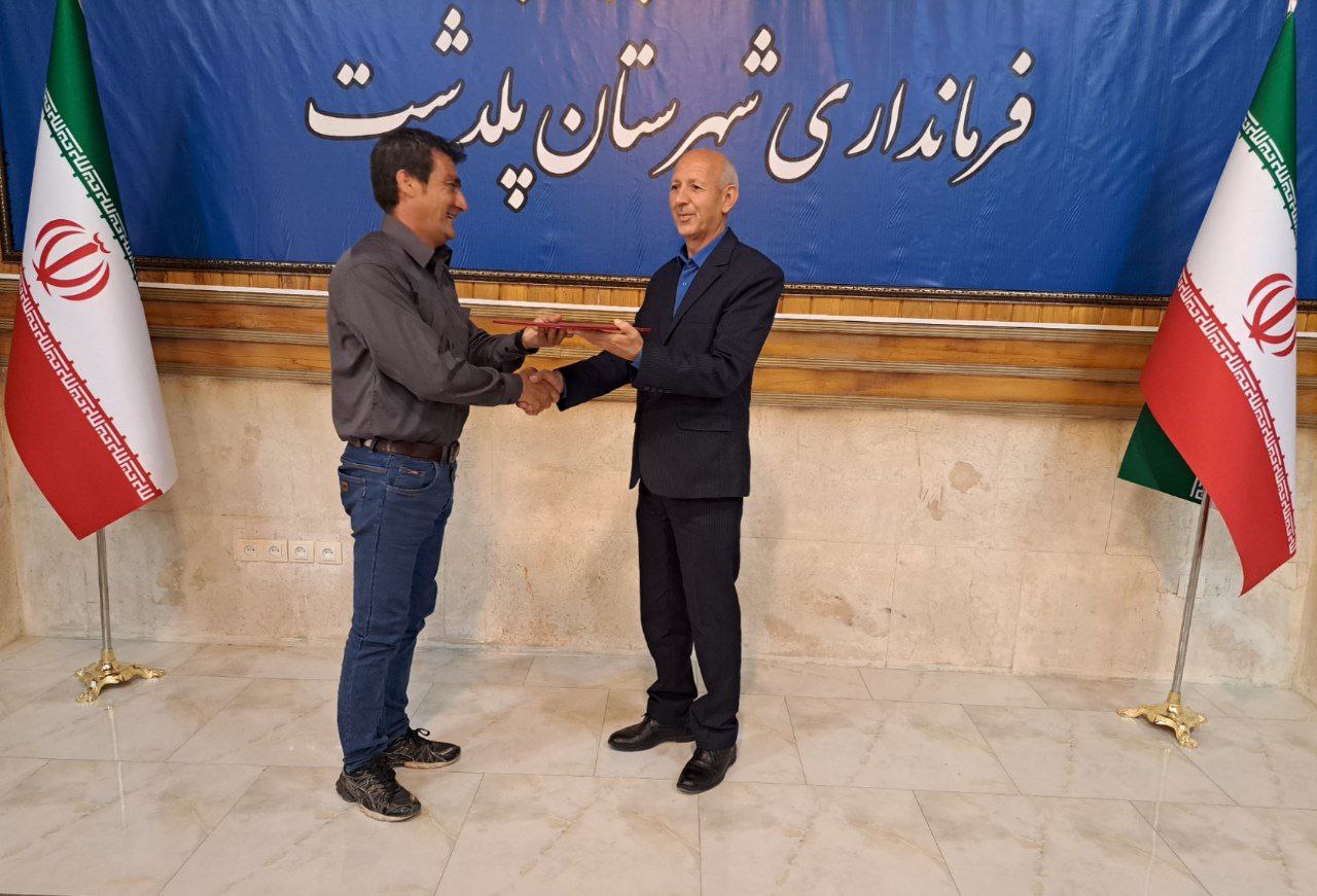 تجلیل از مسئولین روابط عمومی های دستگاه های اجرای شهرستان
