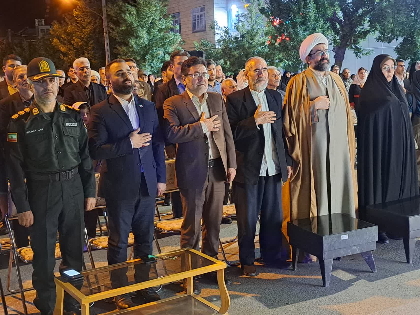 در راستای ترویج فرهنگ ازدواج آسان؛ 11 زوج جوان در شهرستان پلدشت تجلیل شدند