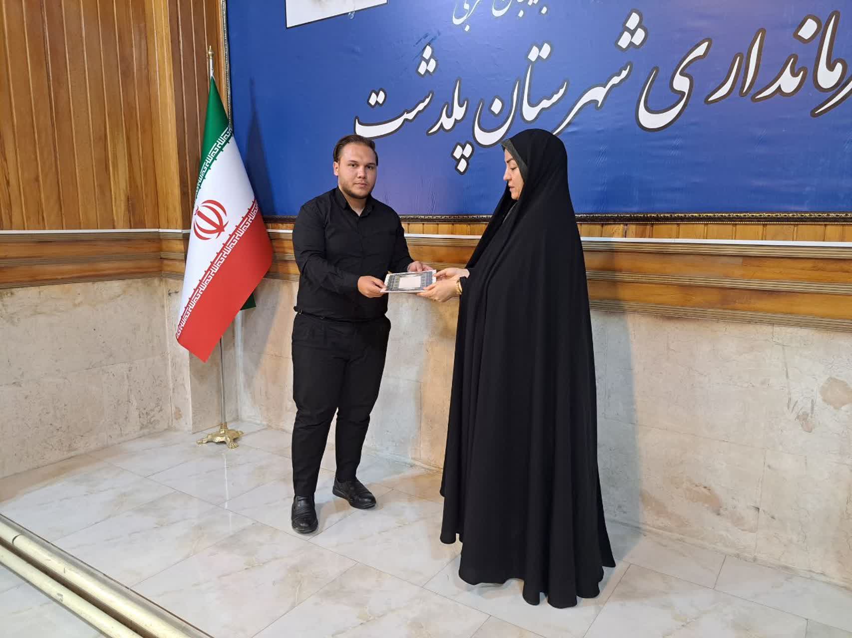 نشست فرماندار پلدشت با مسئولان و مداحان هیئتهای مذهبی شهرستان برگزار شد