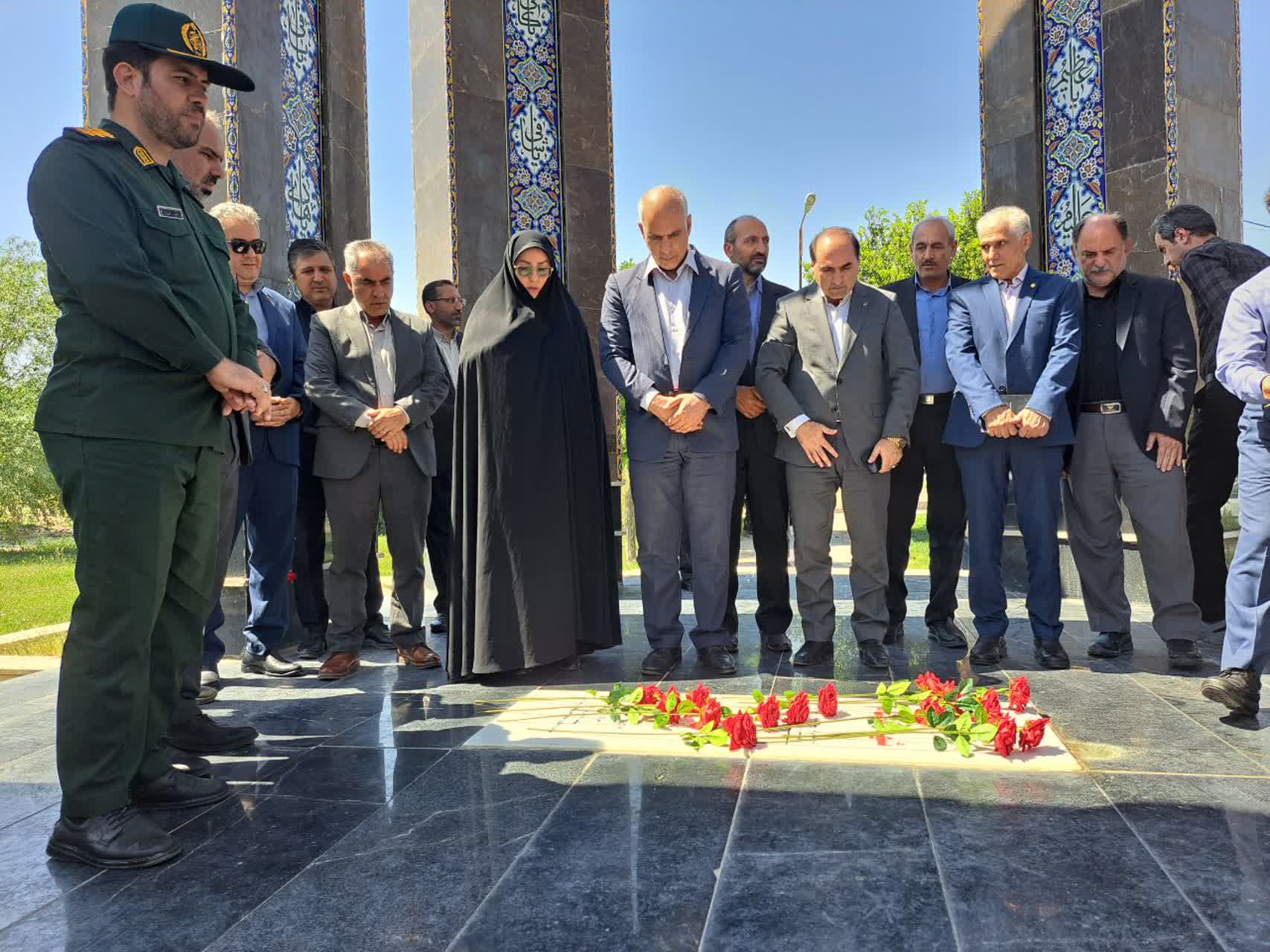 بازدید معاون هماهنگی امور اقتصادی استاندار آذربایجان‌غربی از ظرفیت‌های اقتصادی پلدشت/ تاکید فرماندار بر ضرورت جهش تولید و رفع موانع سرمایه‌گذاری