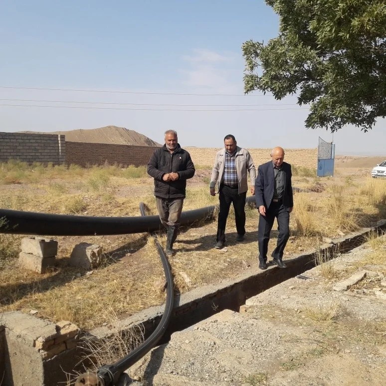 بازدید فرماندار شهرستان پلدشت از پروژه بازسازی خط انتقال آب شرب روستا های بخش ارس