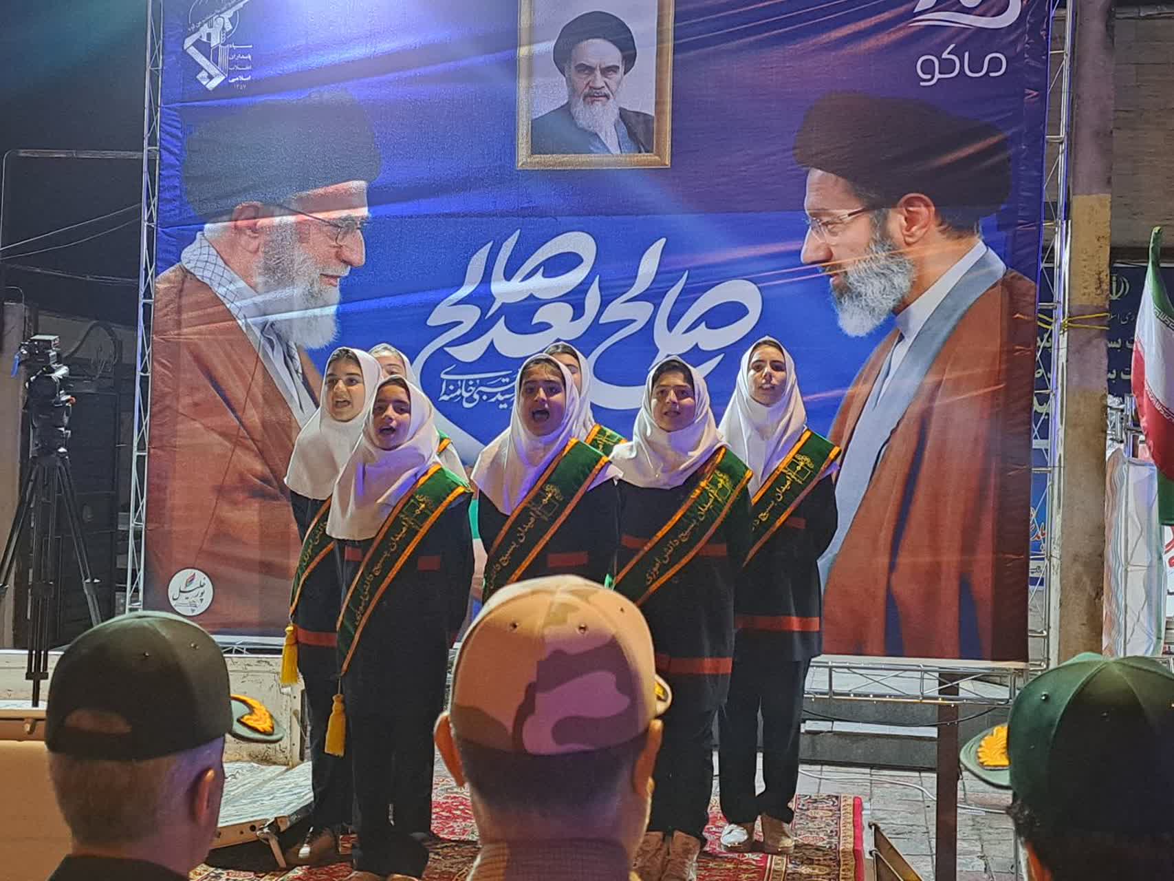 تداوم حضور حماسی و دشمن‌ستیز مردم پلدشت در تجمع شبانه