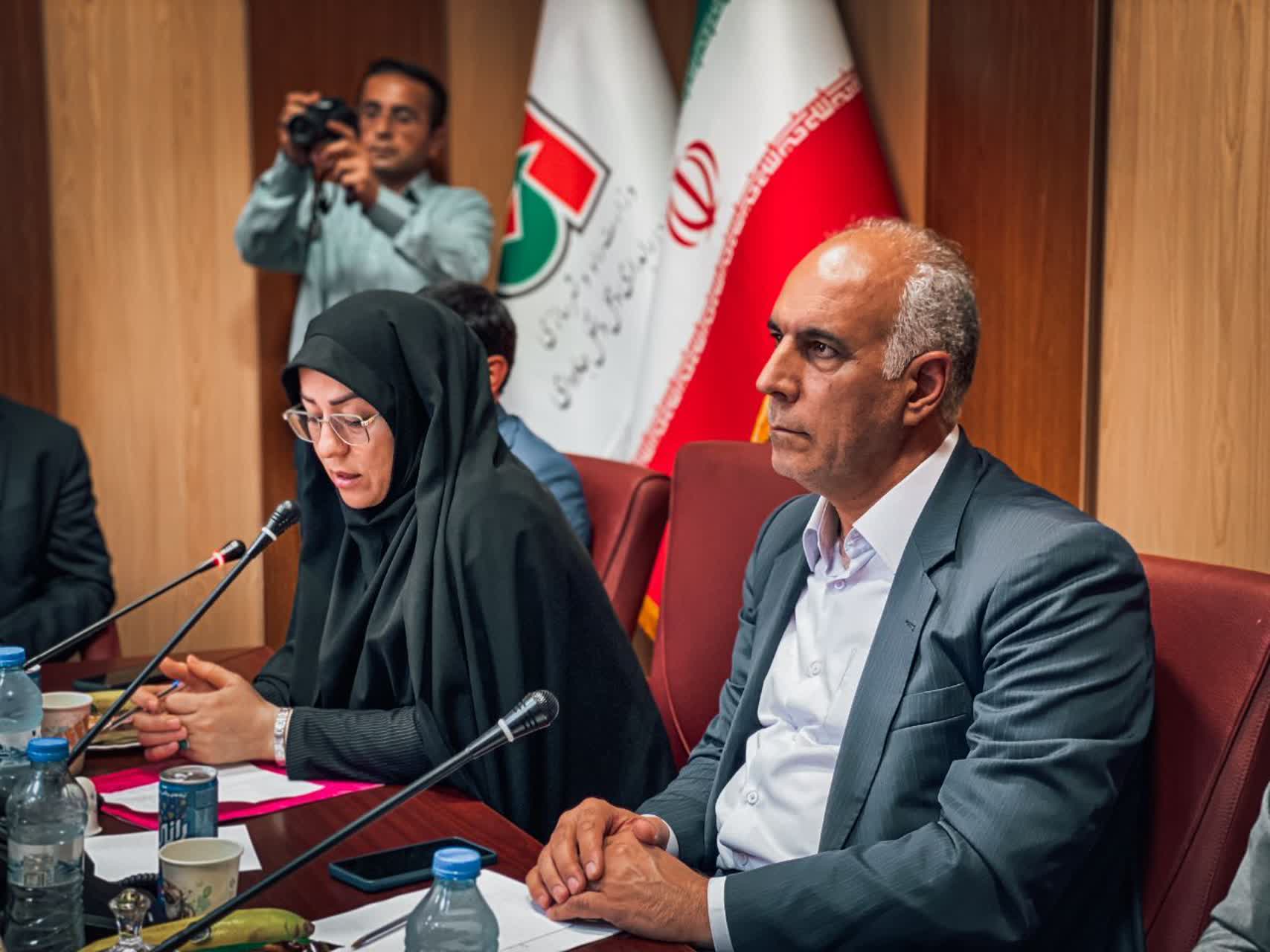 بازدید معاون هماهنگی امور اقتصادی استاندار آذربایجان‌غربی از ظرفیت‌های اقتصادی پلدشت/ تاکید فرماندار بر ضرورت جهش تولید و رفع موانع سرمایه‌گذاری