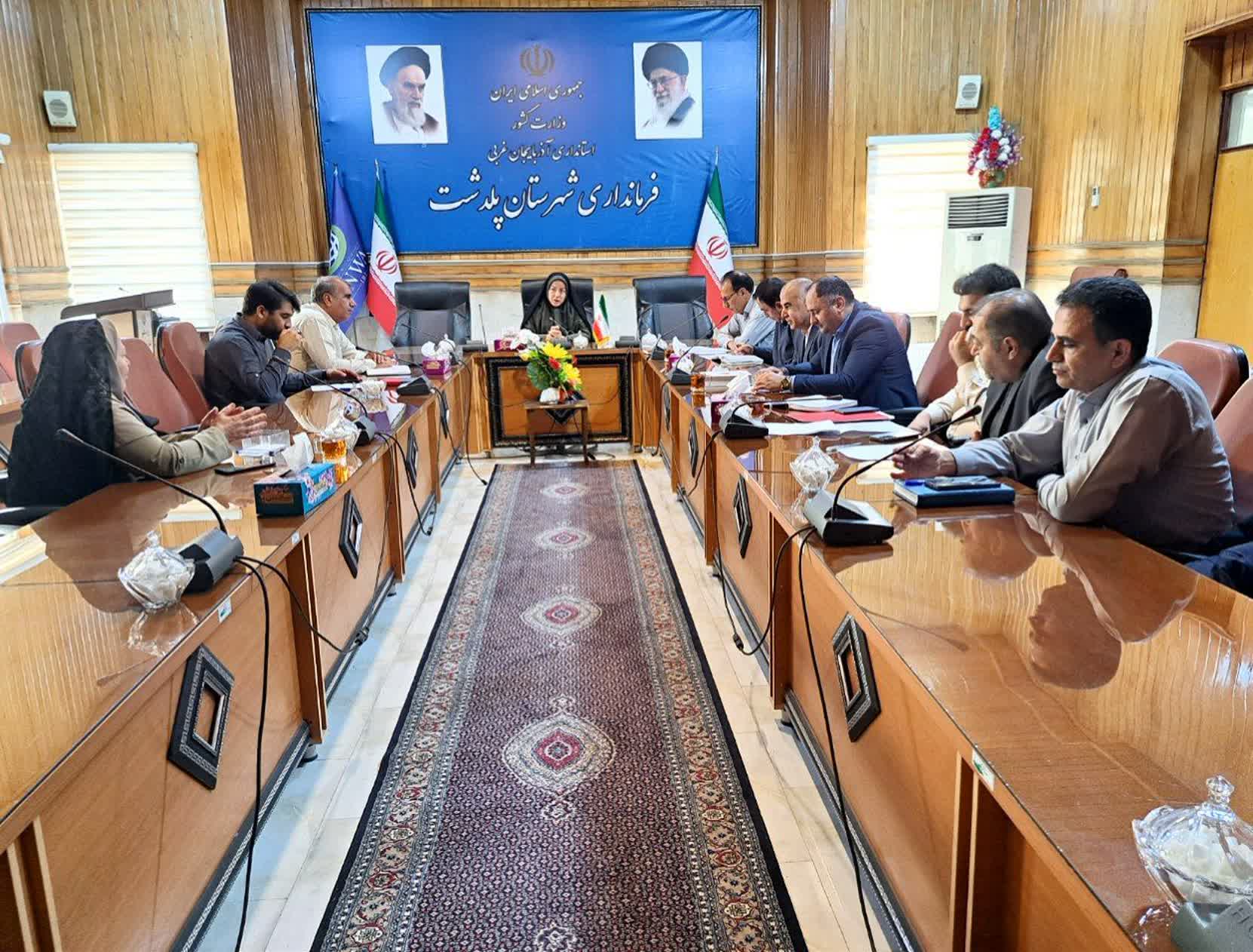 زمین به 20 نفر از خانواده‌های تحت پوشش کمیته امداد امام خمینی(ره)، سازمان بهزیستی و اقشار کم‌درآمد واگذار شده است