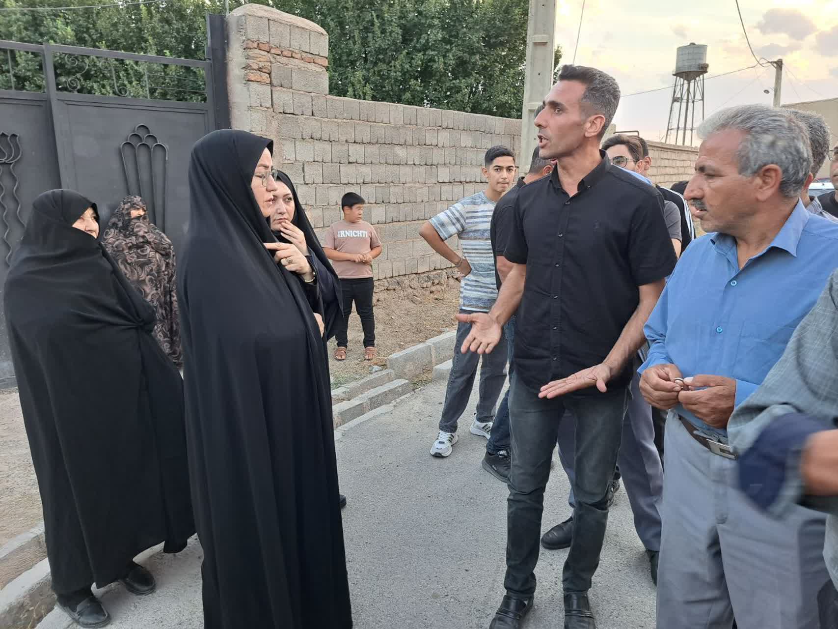 بازدید فرماندار پلدشت از روستای بهلول‌آباد در ادامه طرح مدیریت محله‌محور