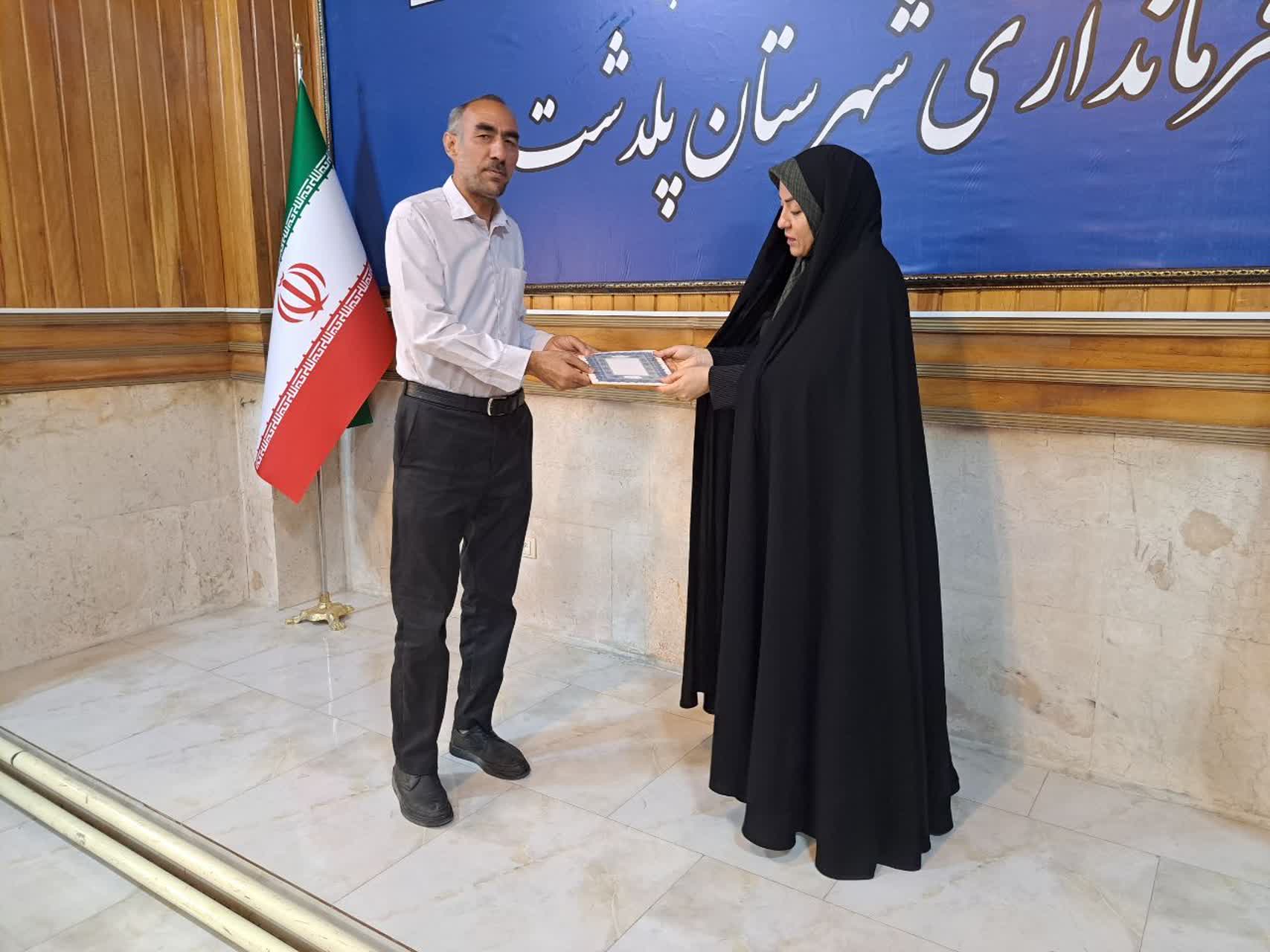 نشست فرماندار پلدشت با مسئولان و مداحان هیئتهای مذهبی شهرستان برگزار شد