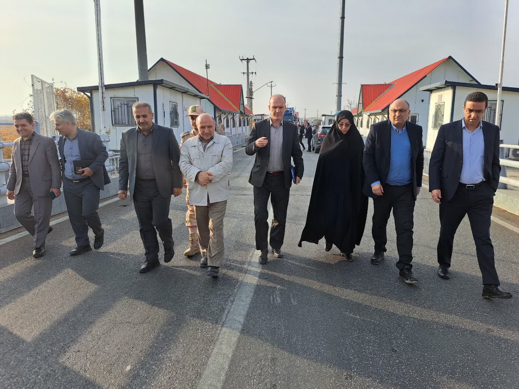 بازدید مدیر کل توسعه منطقه‌ای و دبیر توسعه پایدار شرق و غرب کشور از پایانه مرزی پلدشت