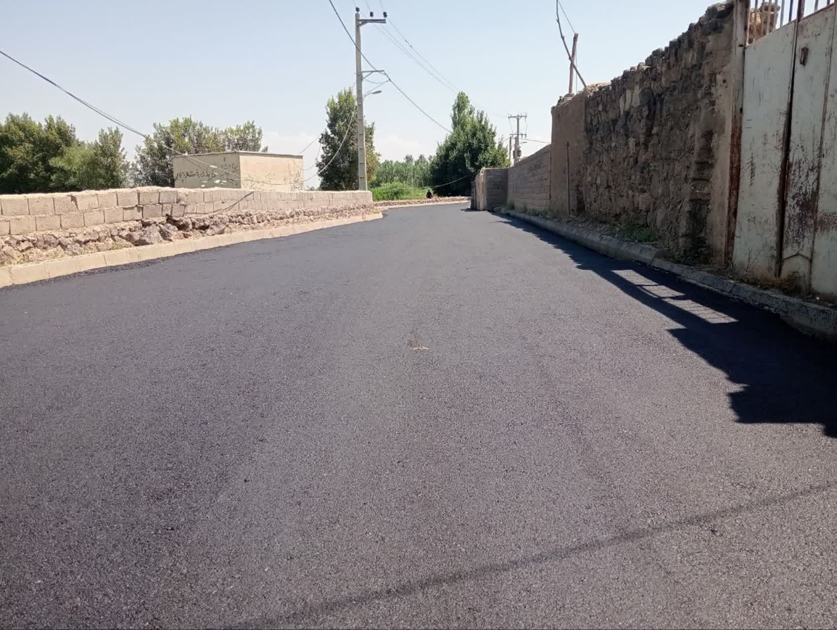 آغاز نهضت آسفالتریزی در روستاهای شهرستان پلدشت با اعتباری نزدیک به 35 میلیارد تومان