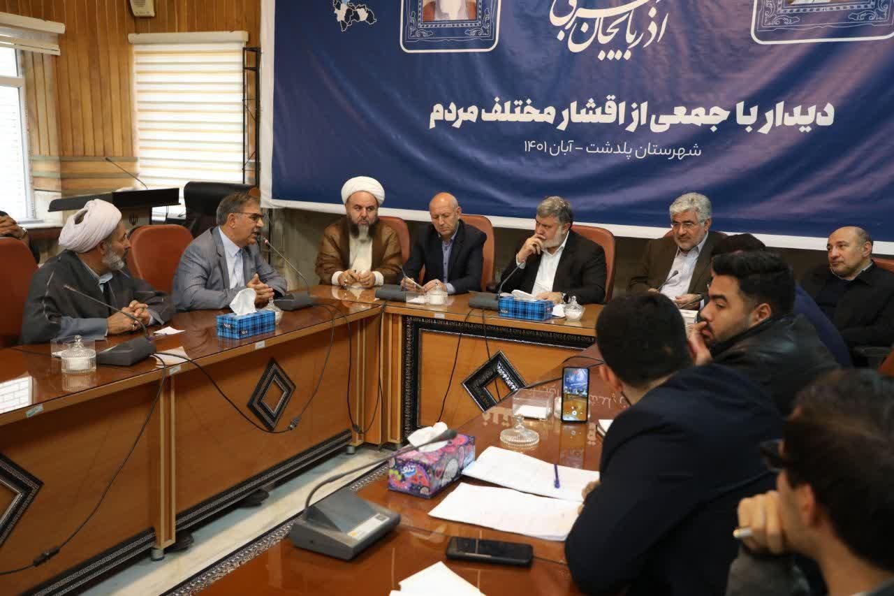 آلبوم تصویری / دیدار استاندار آذربایجانغربی با جمعی از اقشار مختلف مردم شهرستان پلدشت