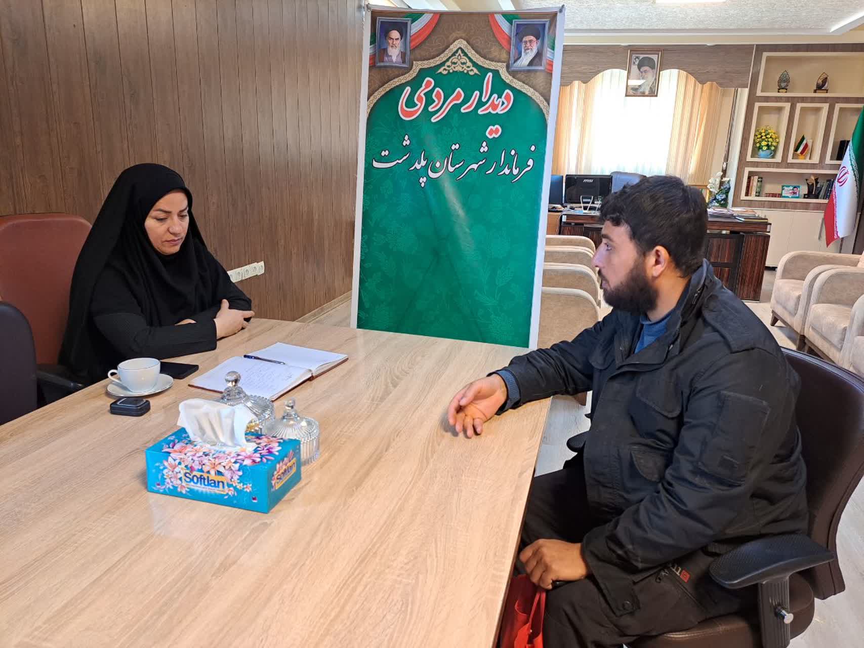 دیدار چهره به چهره رعنا قربانی، فرماندار شهرستان پلدشت با تعدادی از اقشار مختلف مردم