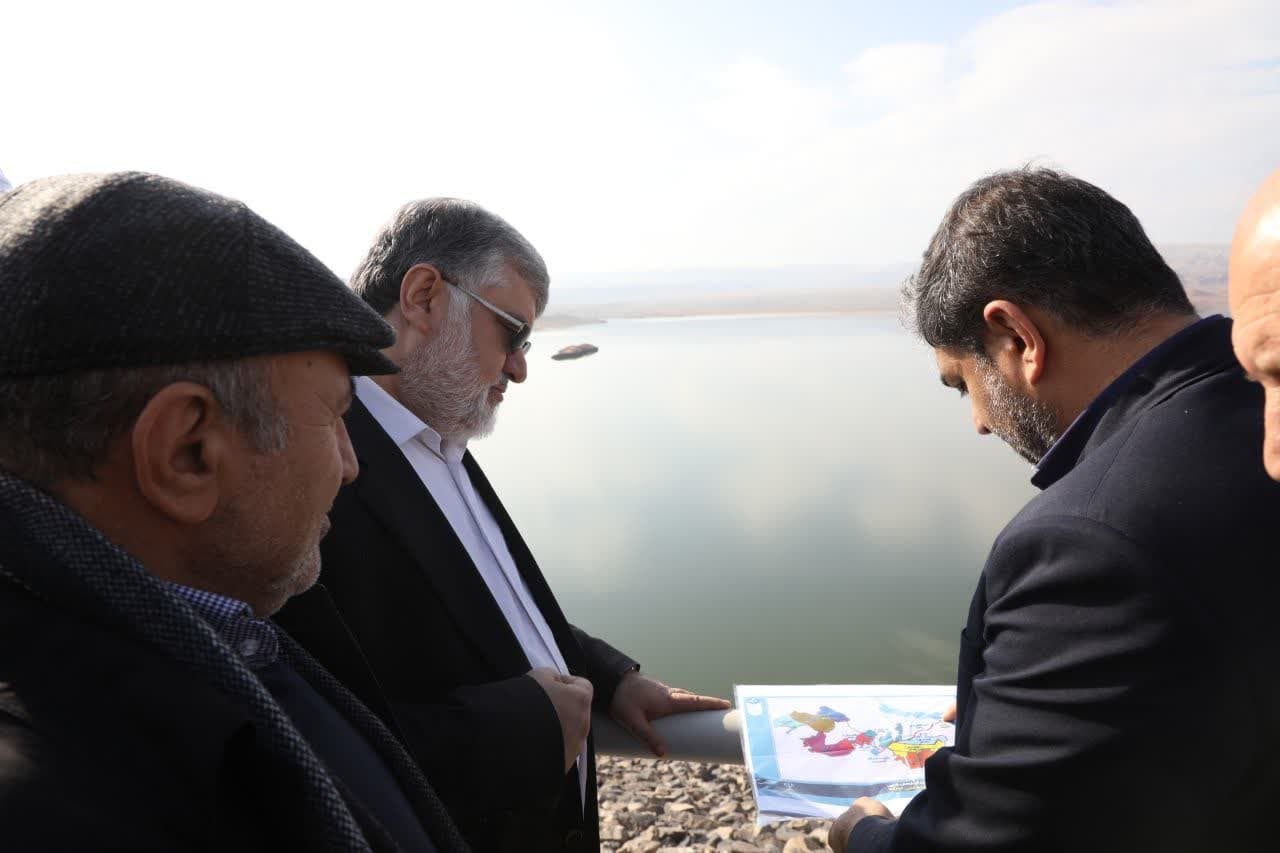 آلبوم تصویری / بازدید استاندار آذربایجانغربی از وضعیت سد کرم آباد در شهرستان پلدشت