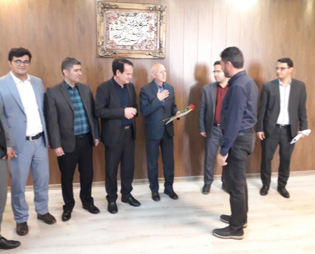تجلیل از کارگر نمونه ی شهرداری پلدشت