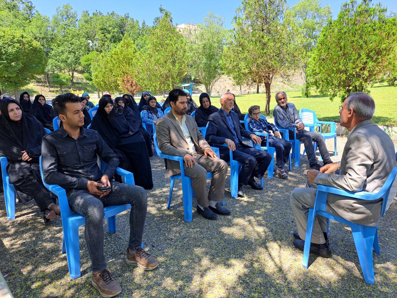سبک زندگی اسلامی ایرانی بین خانواده ها رواج یابد