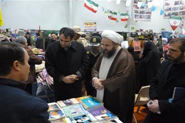 افتتاح نمایشگاه دستاوردهای انقلاب