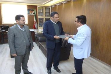 تجلیل از خبرنگار شهرستان