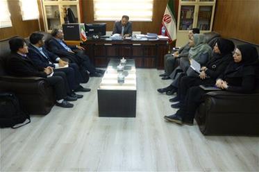 دیدارآخوندزاده مدیرعامل صندوق کارآفرینی امید  با صفری فرماندار