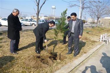 هفته منابع طبیعی و روز درختکاری