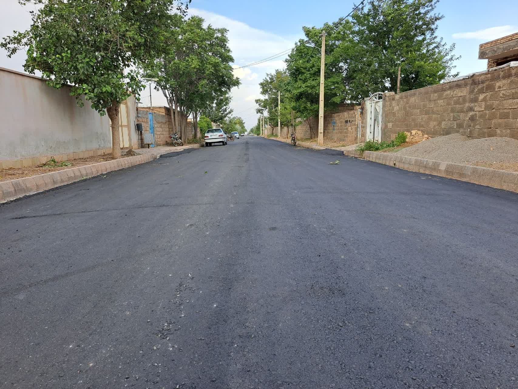 پیشرفت چشمگیر پروژه‌های عمرانی در پلدشت؛ اتمام آسفالت‌ریزی روستای شیبلو