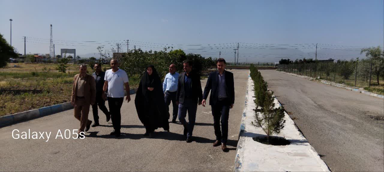 بازدید فرماندار پلدشت از مراکز خرید تضمینی گندم