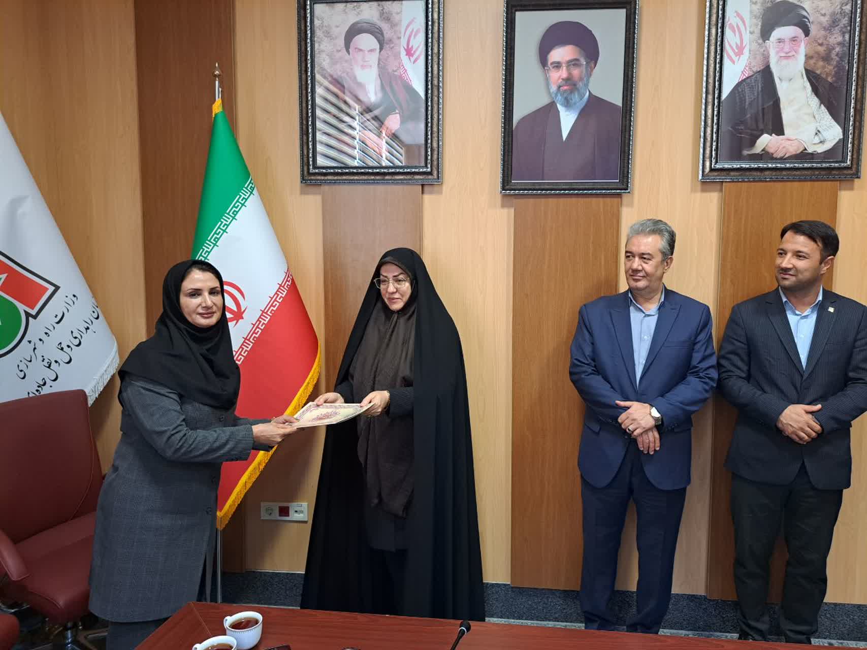 تجلیل فرماندار پلدشت از کارکنان و تلاشگران حوزه مرزی/ تأکید بر اهمیت وحدت و خدمترسانی صادقانه در مقابله با توطئههای دشمن
