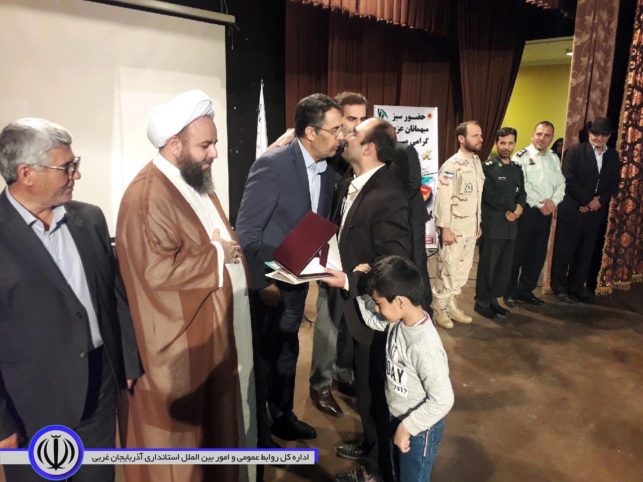 رسالت معلم همان رسالت انبیاء و پیامبران است