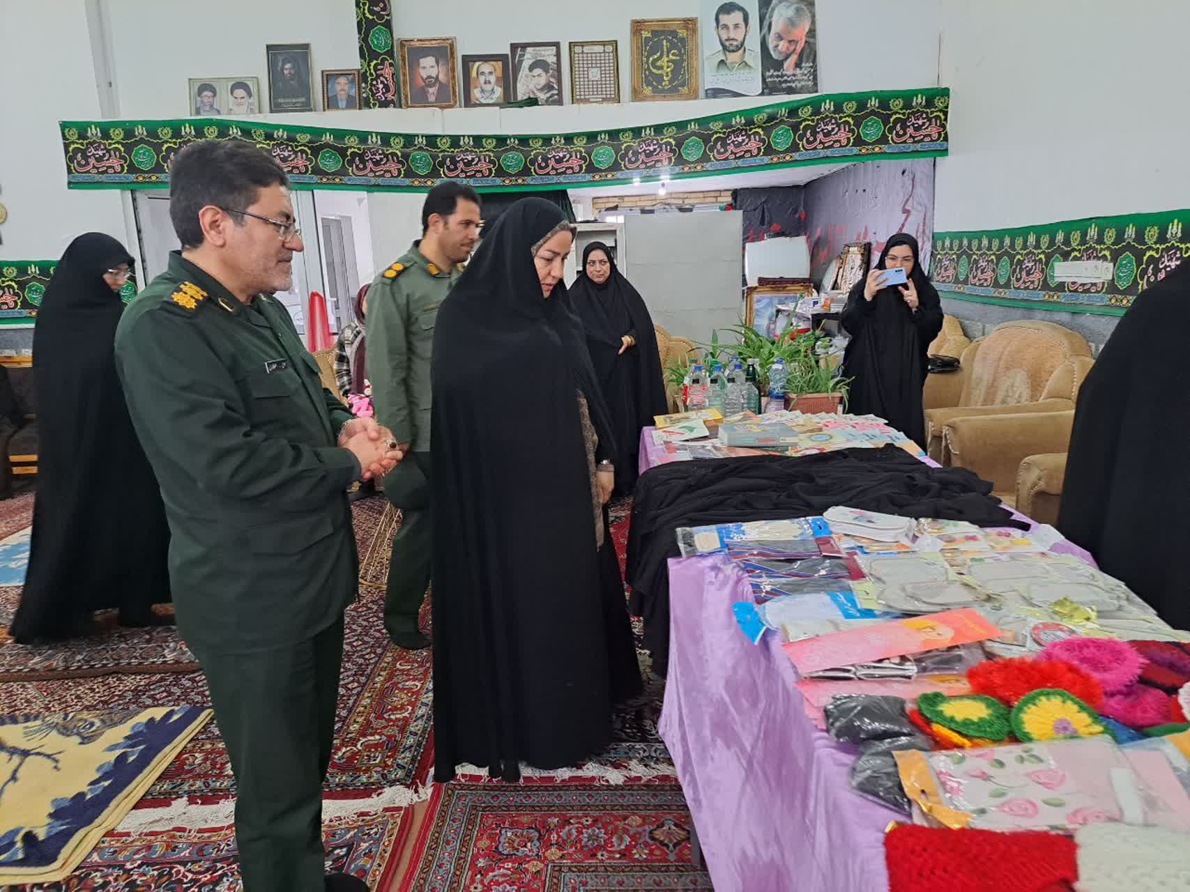 جشنواره غذاهای سنتی و نمایشگاه صنایع دستی بانوان کارآفرین پلدشت برگزار شد