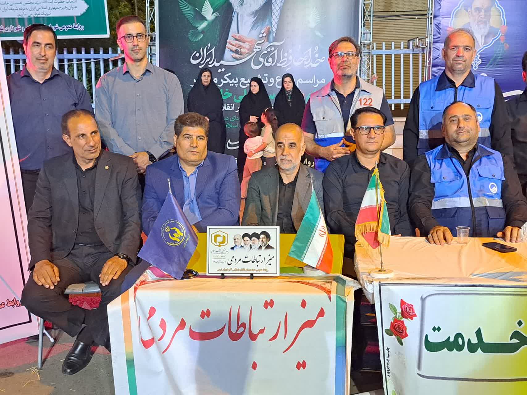 برگزاری میز ارتباطات مردمی و شورای مدیریت محلهمحور با حضور فرماندار شهرستان پلدشت