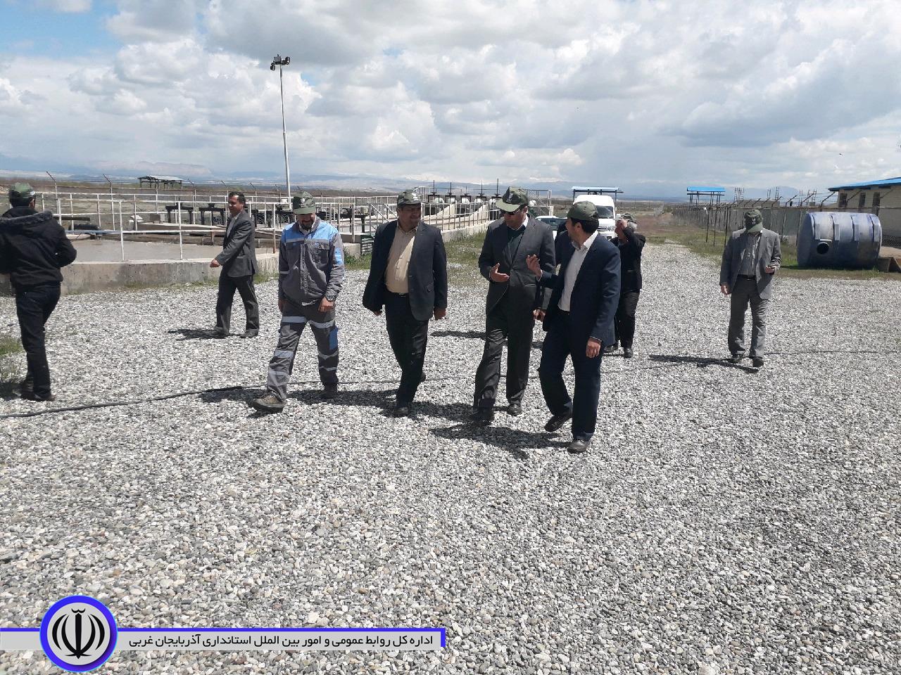 دستگاه های اجرایی شهرستان پلدشت آمادگی دارند در راستای حمایت و پشتیبانی از سرمایه گذاری، ورود فناوری ودانش روز در زمینه های کشاورزی، دامداری وشیلات همکاری و مساعدت های لازم را ارائه نمایند.