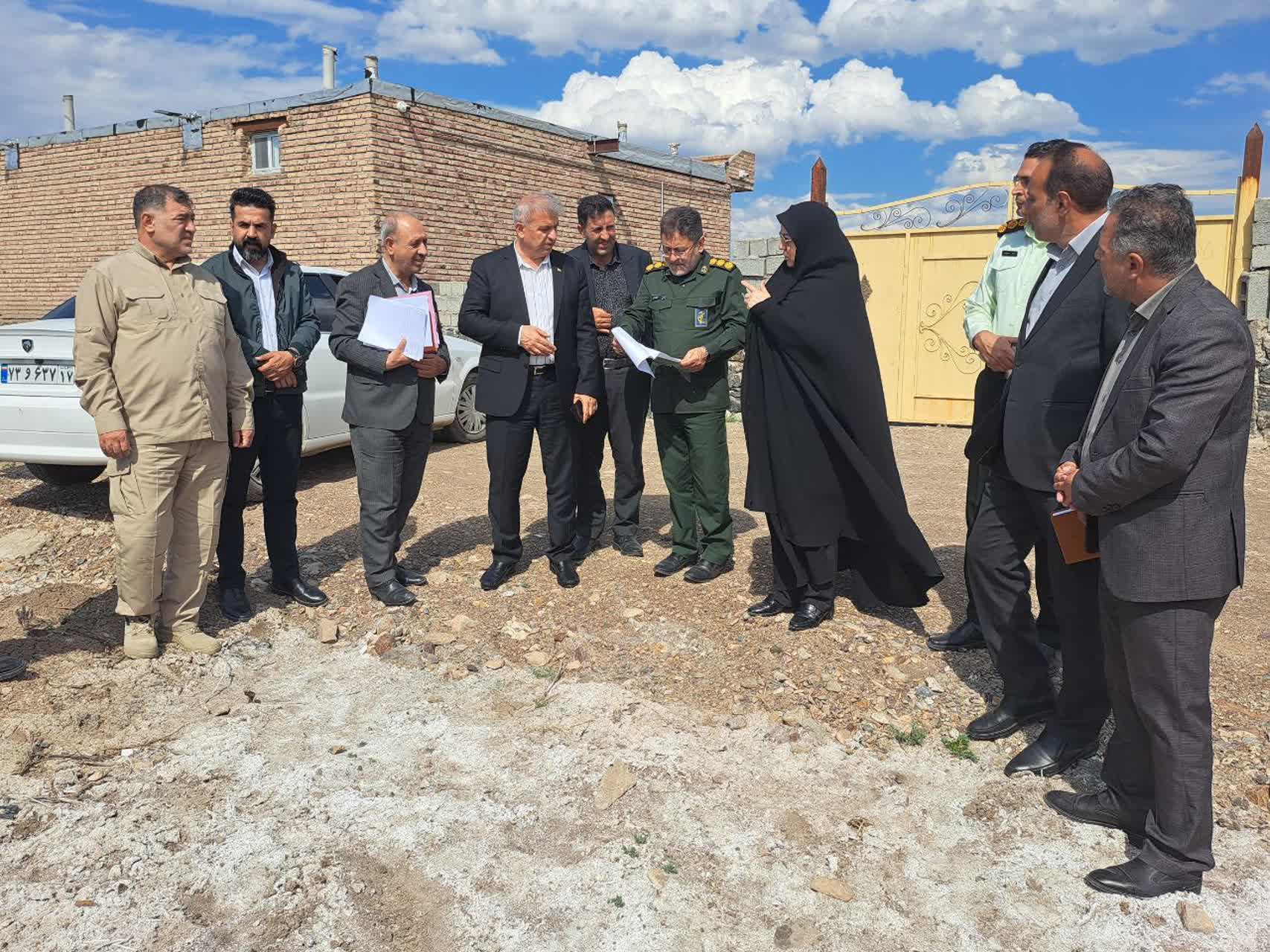 حل مشکل واگذاری اراضی روستای شوطلو به جوانان متقاضی مسکن در دیدار مدیرکل امور عشایر استان با فرماندار پلدشت