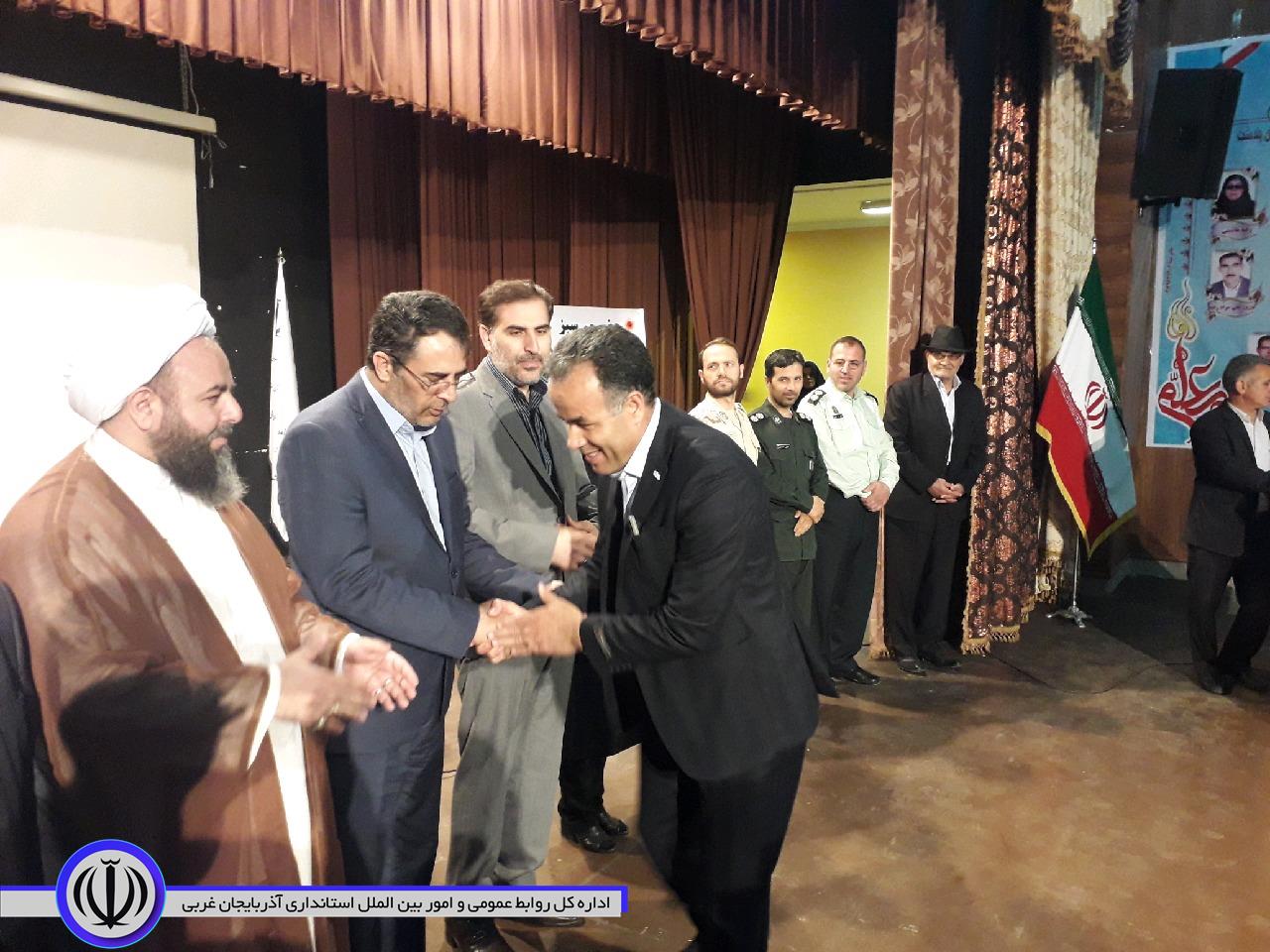 رسالت معلم همان رسالت انبیاء و پیامبران است