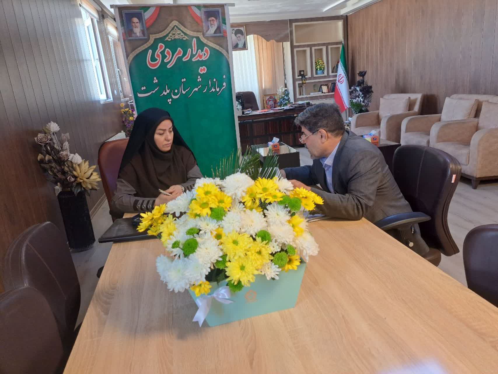 گزارش تصویری/ دیدار چهره به چهره فرماندار شهرستان پلدشت با تعدادی از اقشار مختلف مردم
