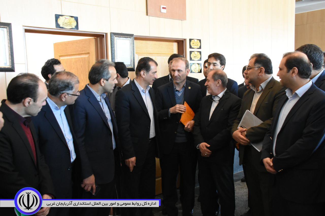 در جریان بازدید رئیس کل گمک ایران از پایانه مرزی پلدشت