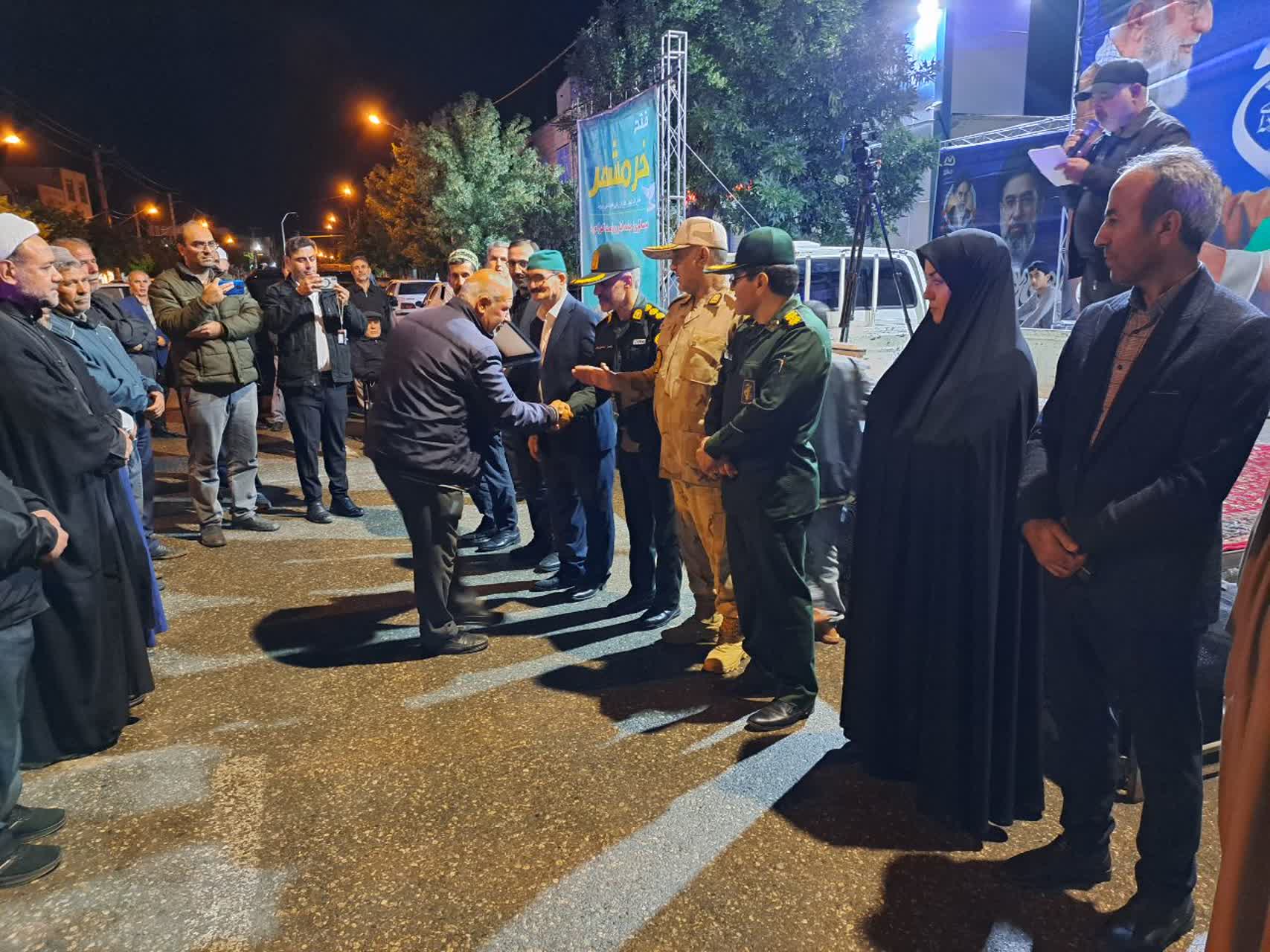 آئین تجلیل از حماسهسازان عملیات بیتالمقدس در شهرستان پلدشت برگزار شد