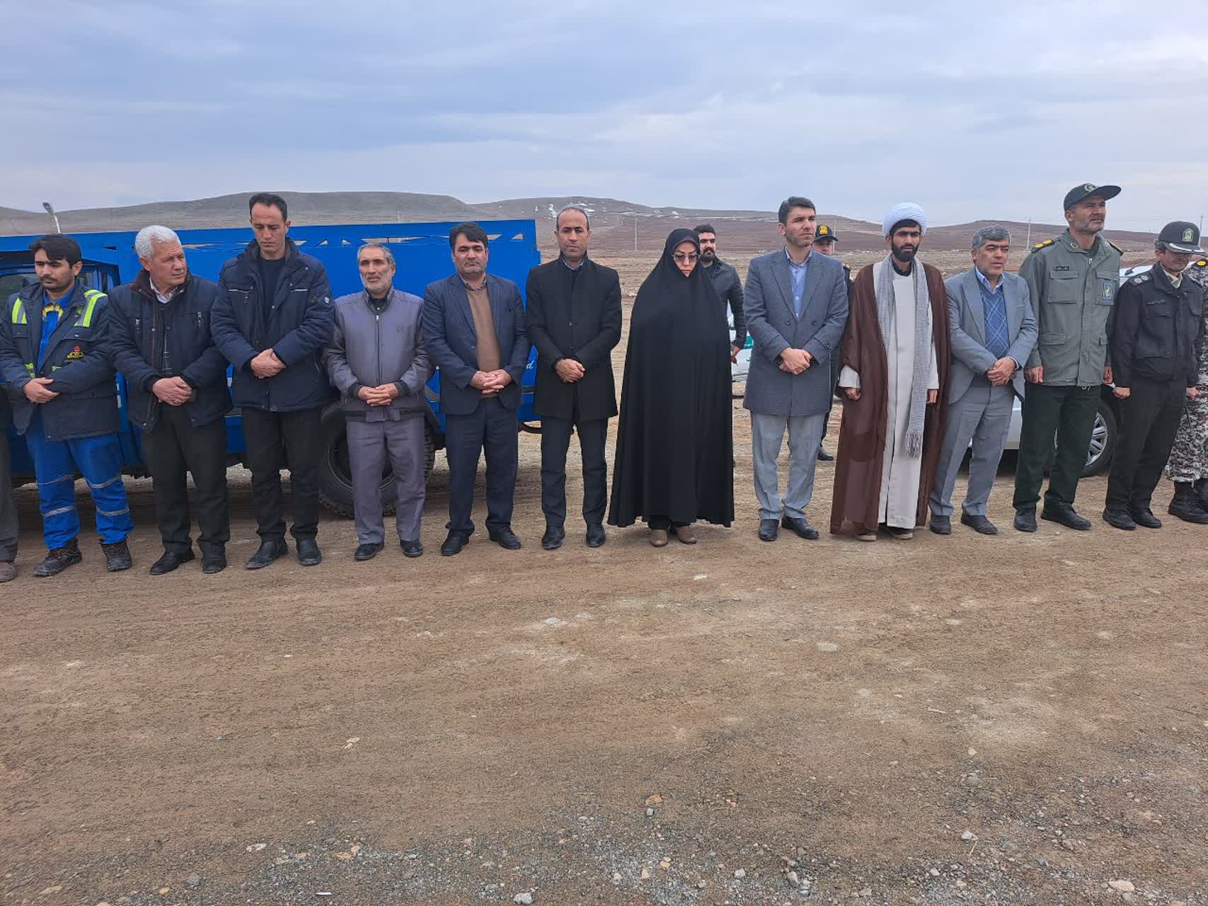 بمناسبت بزرگداشت ایام الله دهه مبارک فجر، آیین غبارروبی و عطرافشانی مزار شهدای شهر نازک برگزار شد