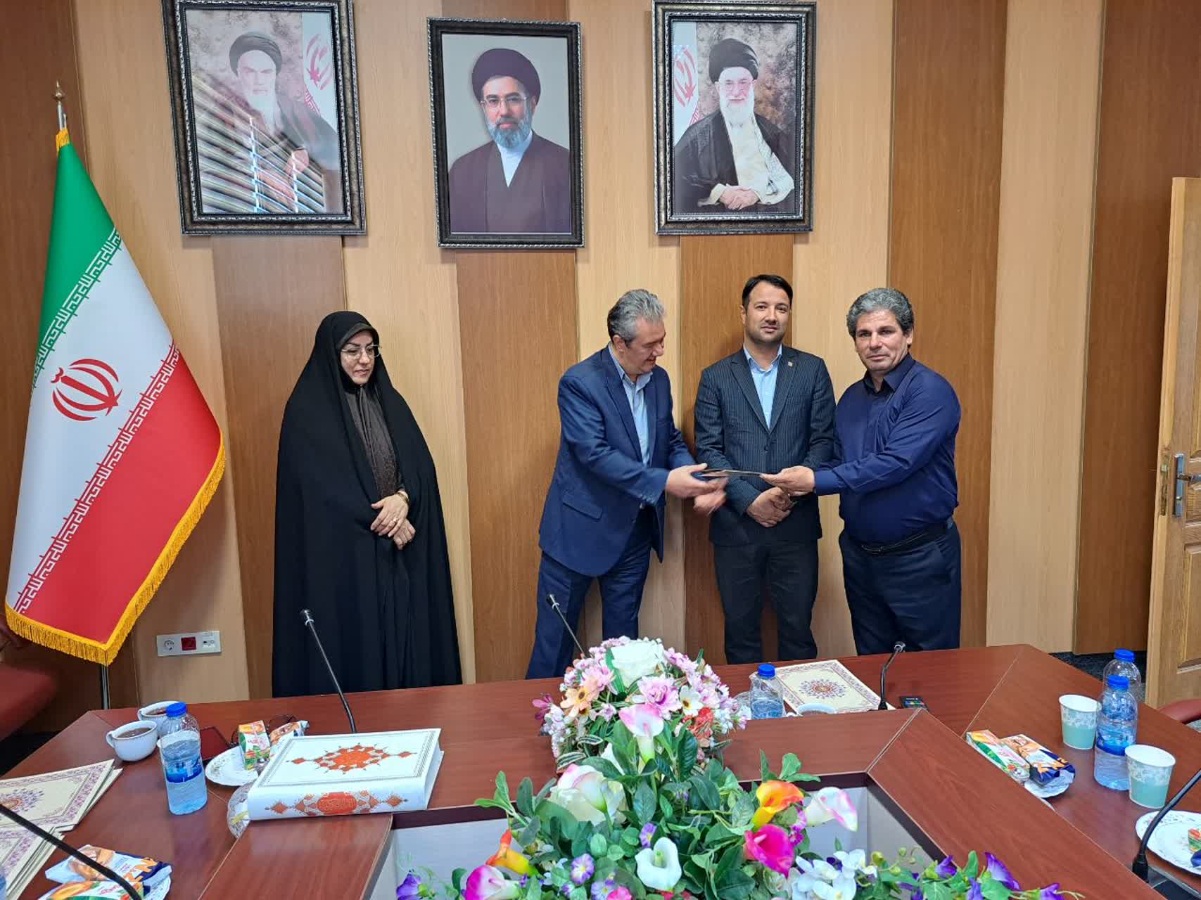 تجلیل فرماندار پلدشت از کارکنان و تلاشگران حوزه مرزی/ تأکید بر اهمیت وحدت و خدمترسانی صادقانه در مقابله با توطئههای دشمن