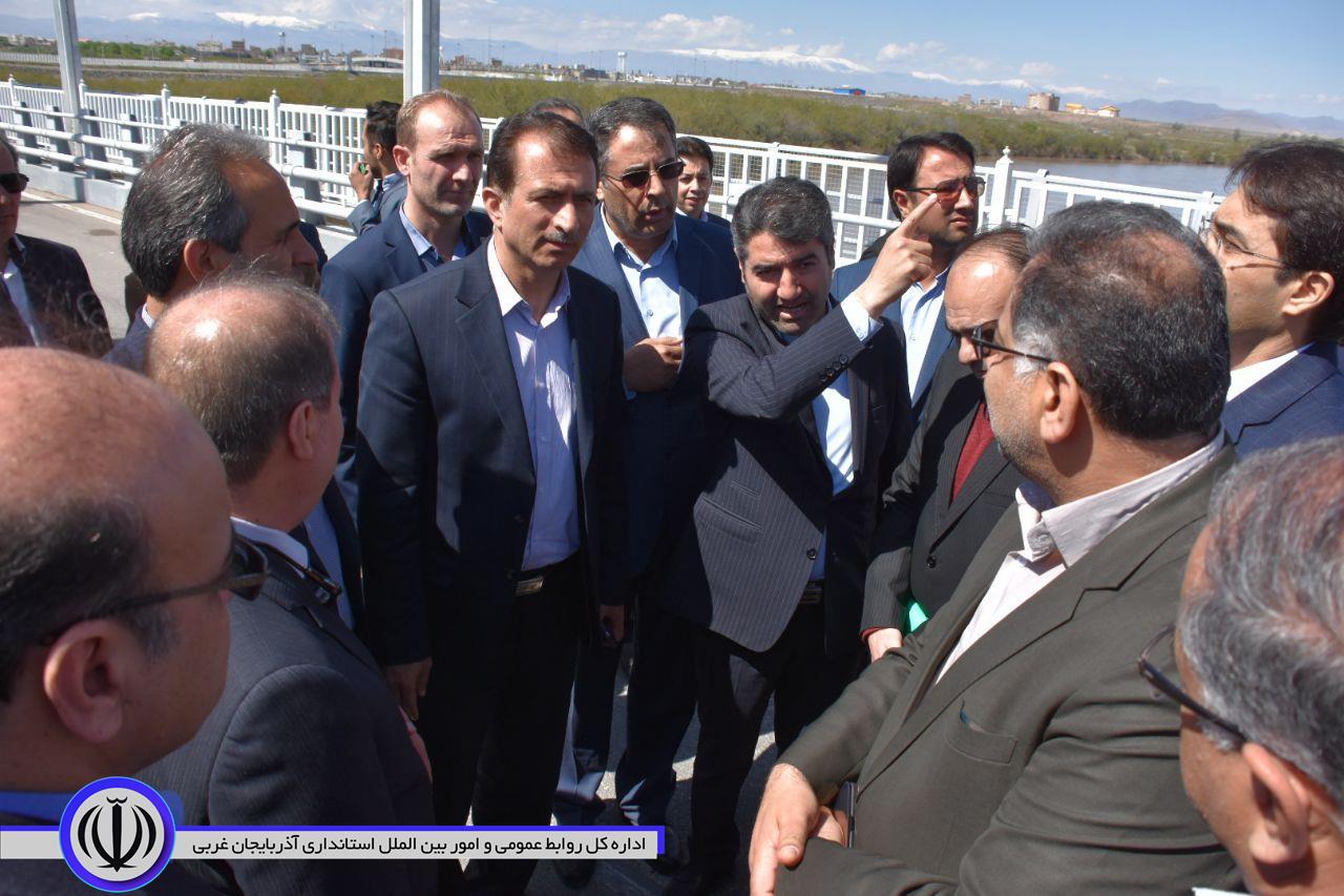 در جریان بازدید رئیس کل گمک ایران از پایانه مرزی پلدشت