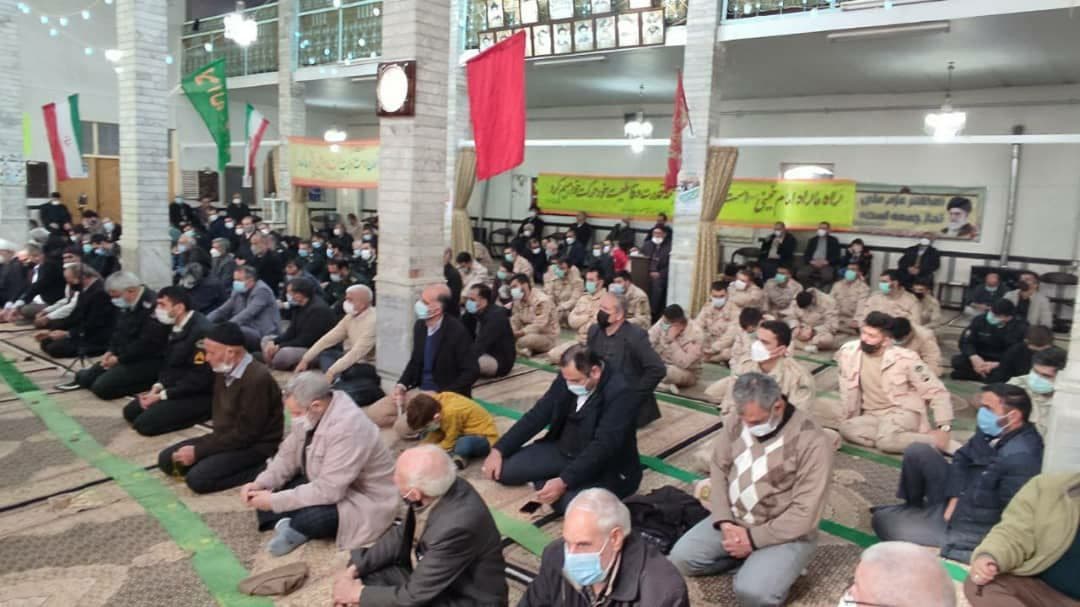 دستگاه های متولی شهرستان مردم را به تزریق دز دوم و سوم واکسن کرونا و همچنین رعایت شیوه نامه های بهداشتی ابلاغی ستاد ملی کرونا و زدن ماسک در اماکن عمومی تشویق نمایند