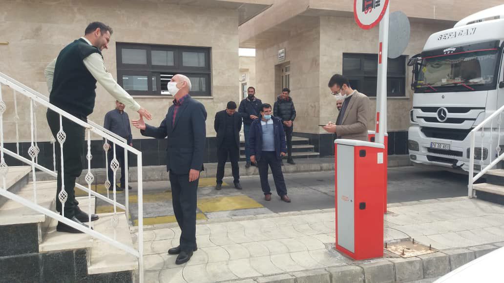 روز جمعه صورت گرفت/ بازدید فرماندار از میدان دواب روستای بهلول آباد/ بازدید از پایانه مرزی، گمرک، گذرنامه و پاسگاه هنگ مرزی مستقر در پایانه مرزی