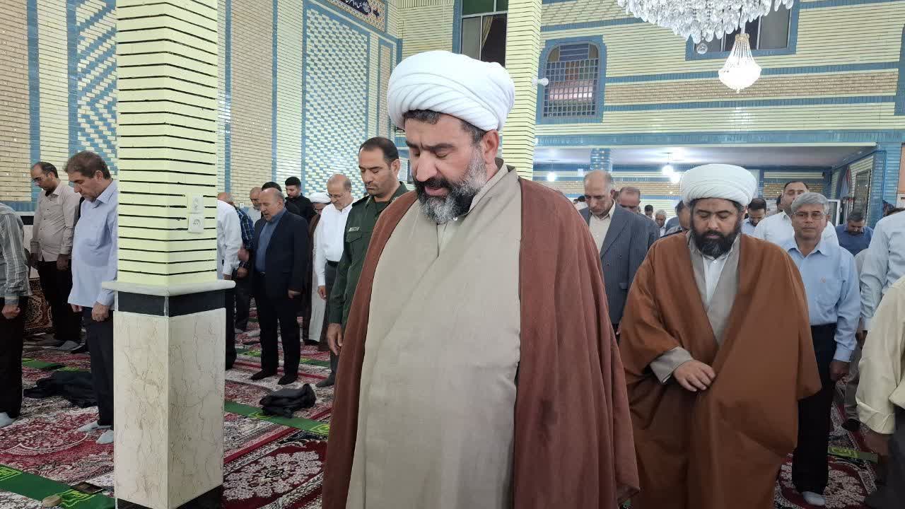حضور جمعی از مسئولان کشوری، استانی، منطقهای و شهرستانی در آیین عبادی ـ سیاسی نماز جمعه پلدشت