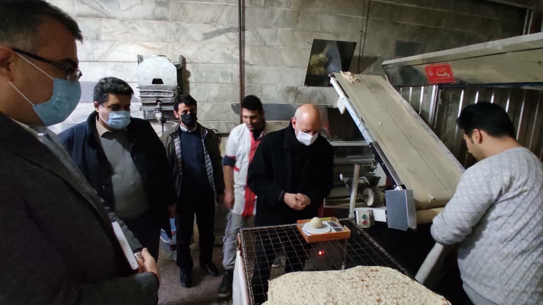 بازدید سرزده فرماندار شهرستان از نانوایی های سطح شهر پلدشت