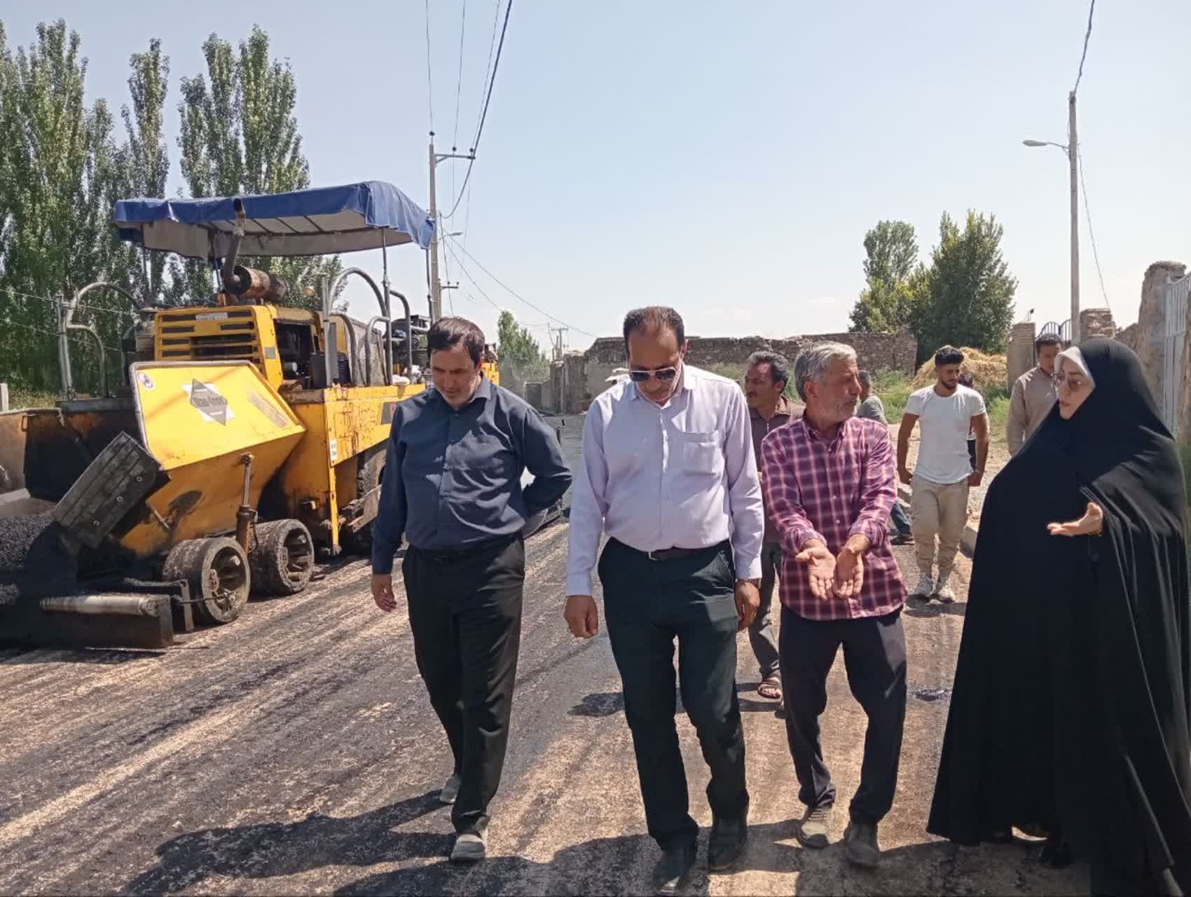 آغاز نهضت آسفالتریزی در روستاهای شهرستان پلدشت با اعتباری نزدیک به 35 میلیارد تومان