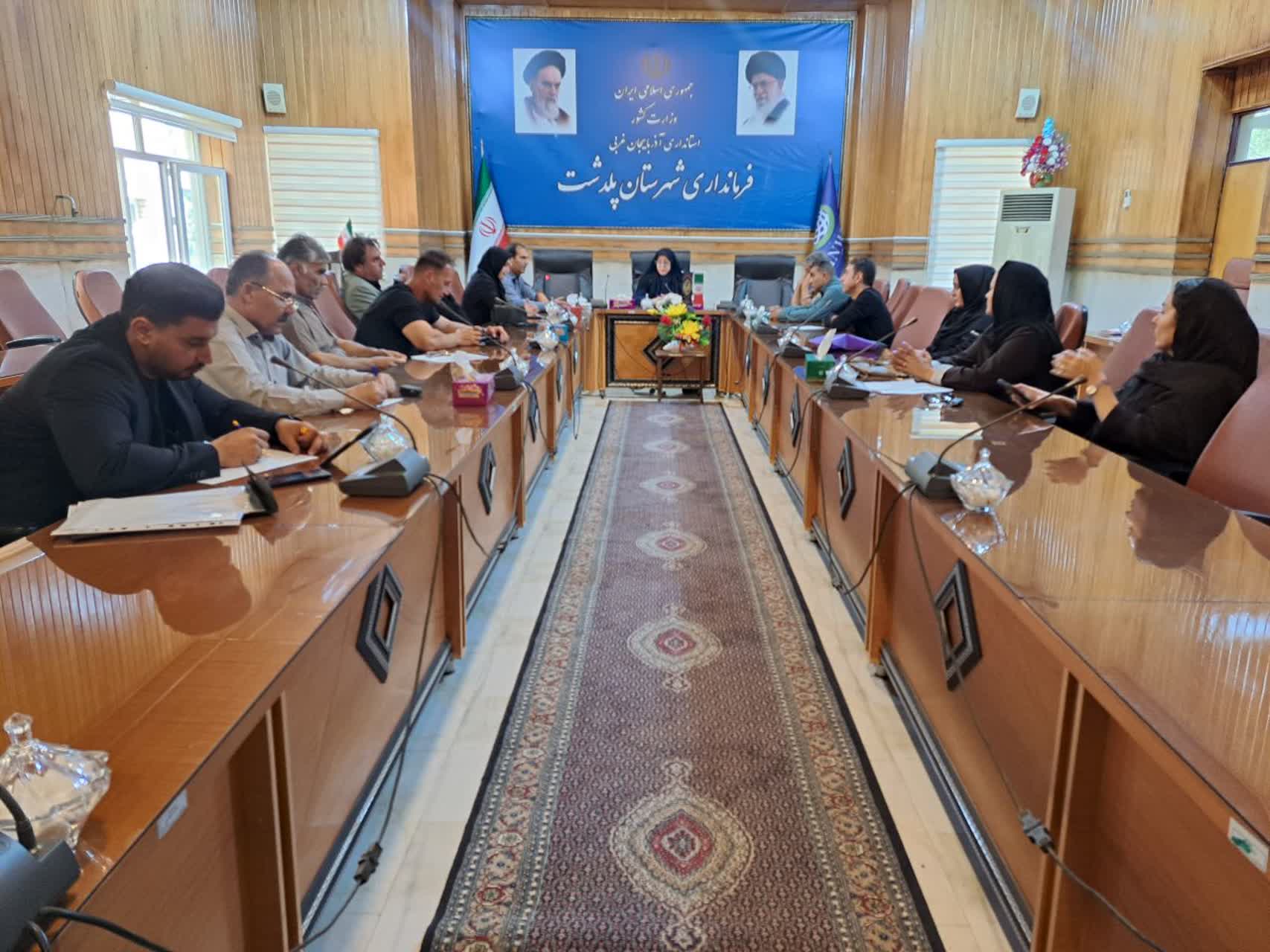 با کنار هم بودن و استفاده از ظرفیتهای موجود، باید خلأ ناشی از کمبود امکانات و اعتبارات حوزه ورزش را جبران کنیم
