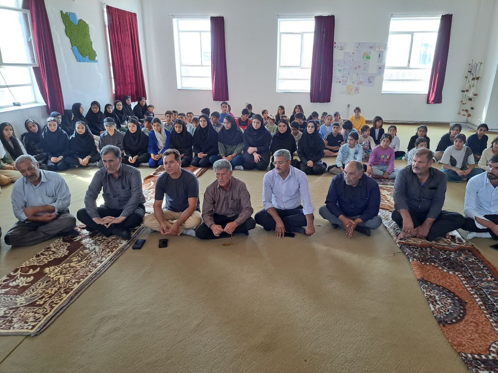 برگزاری شورای مدیریت محلهمحور در روستای شهرک میلاد+ تصاویر