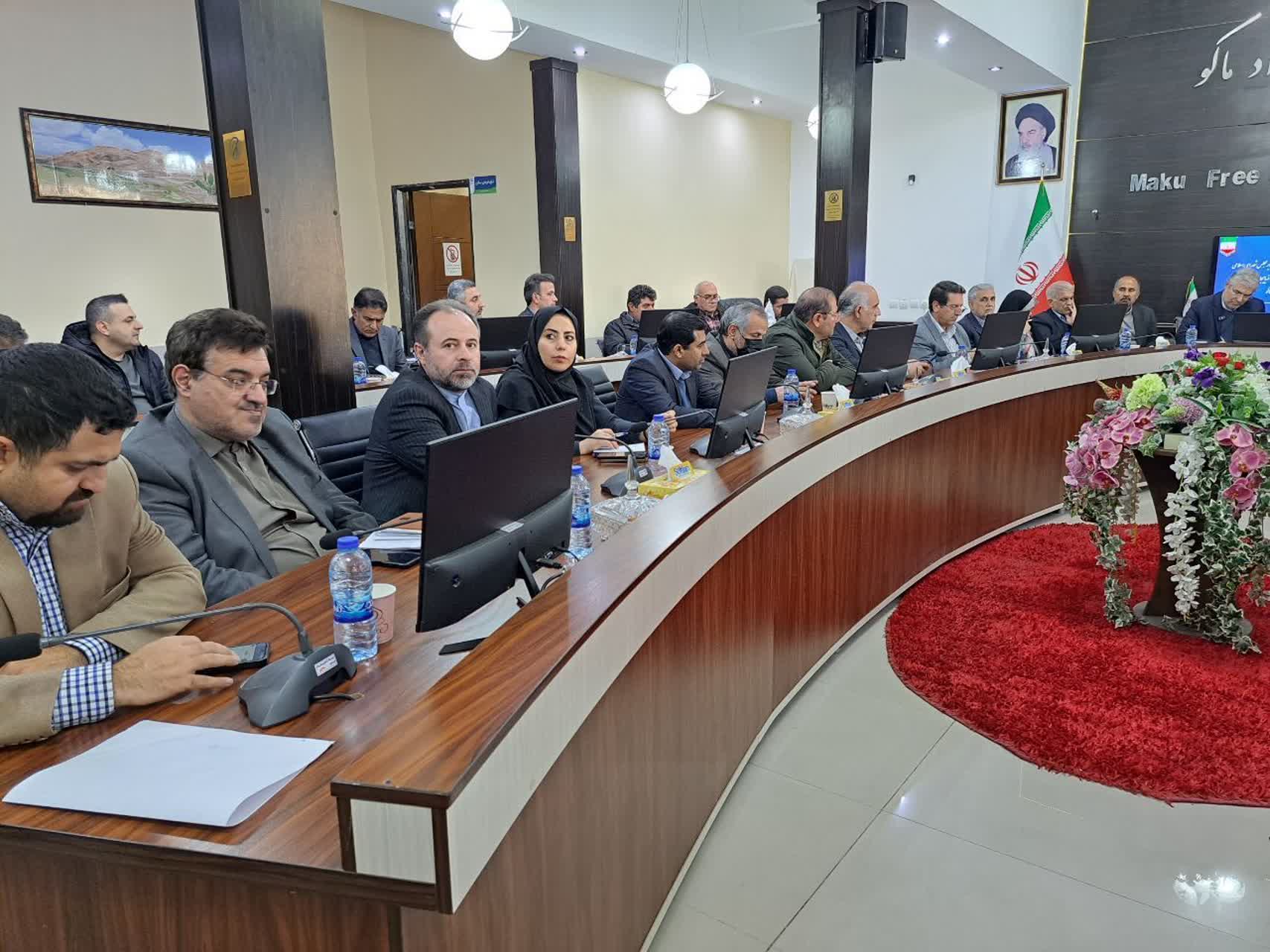 نشست راهبردی فراکسیون کشاورزی مجلس در منطقه آزاد ماکو برگزار شد