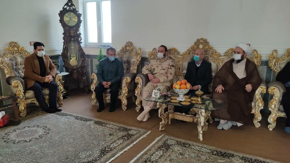 دیدار و دلجویی فرماندار از جانبازان سرافراز شهرستان پلدشت