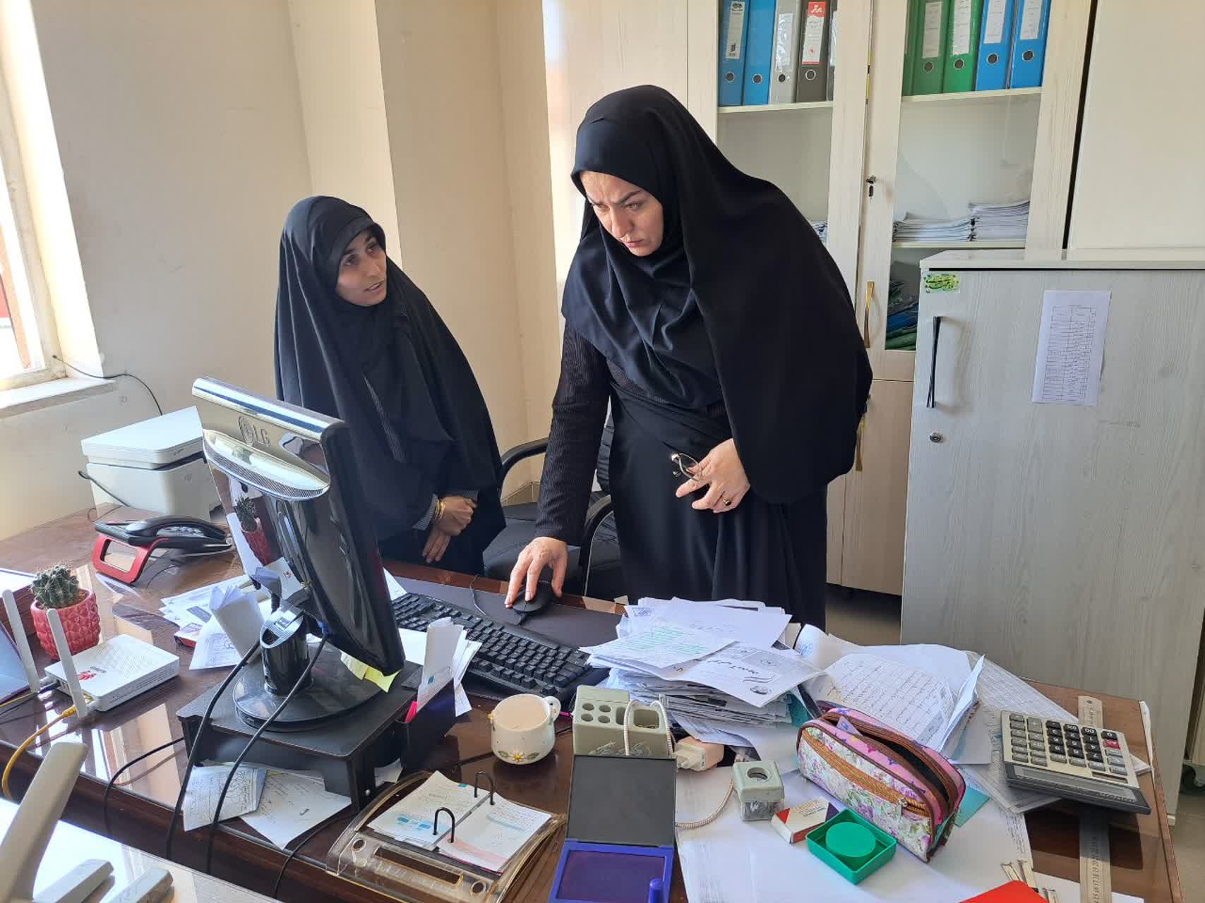 بازدید فرماندار پلدشت از ادارات مستقر در مجتمع اداری شهرستان